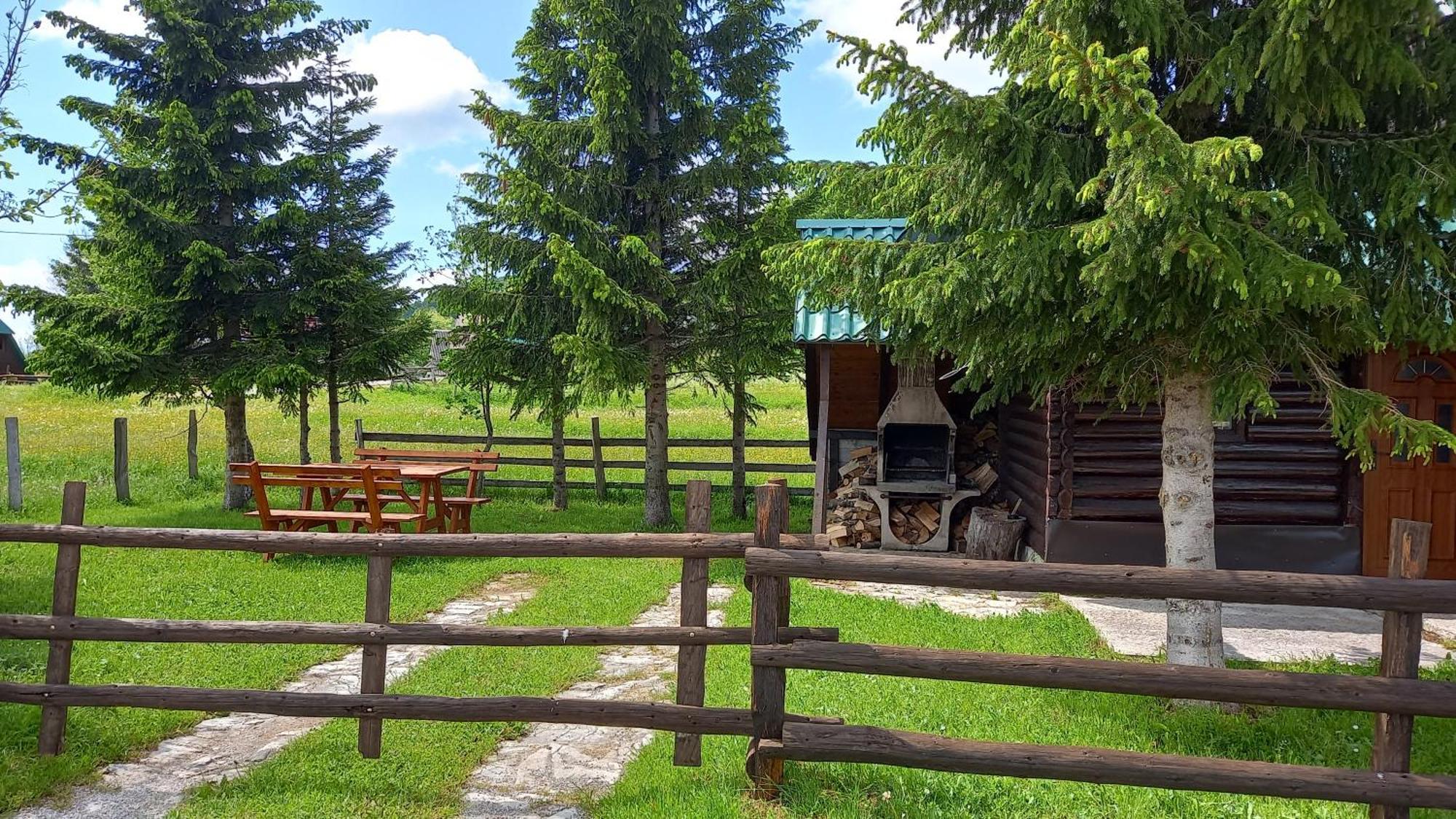 Family Farm Apartments Žabljak Exteriér fotografie